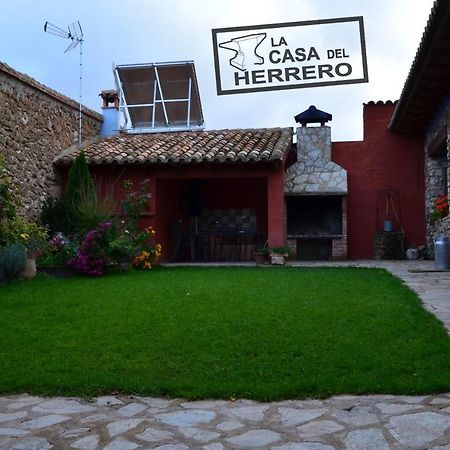 La Casa Del Herrero El Poyo Extérieur photo