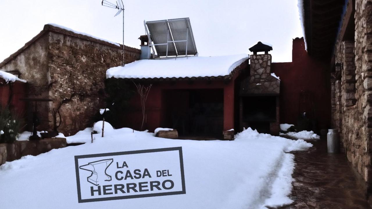 La Casa Del Herrero El Poyo Extérieur photo